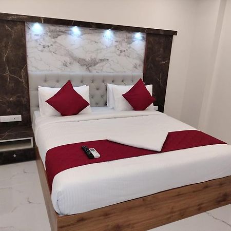 Mayuri Residency Hotel Attibele Εξωτερικό φωτογραφία