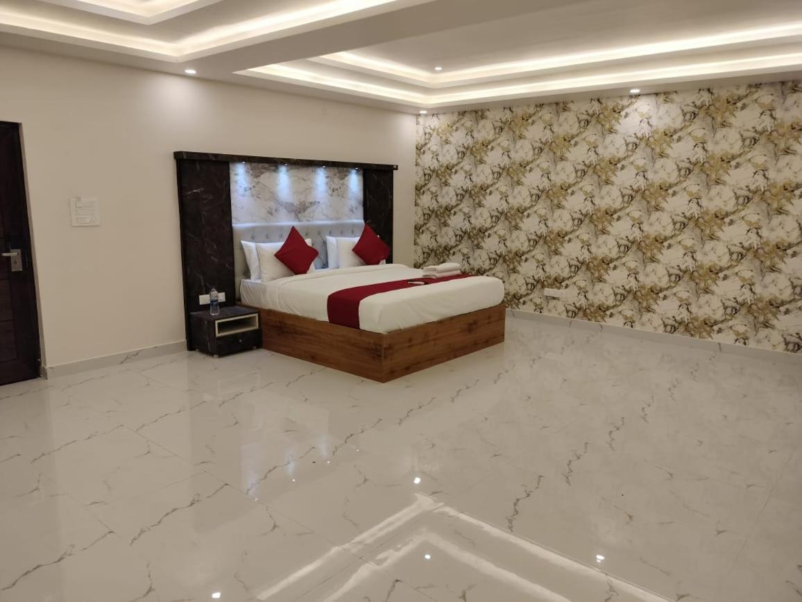 Mayuri Residency Hotel Attibele Εξωτερικό φωτογραφία