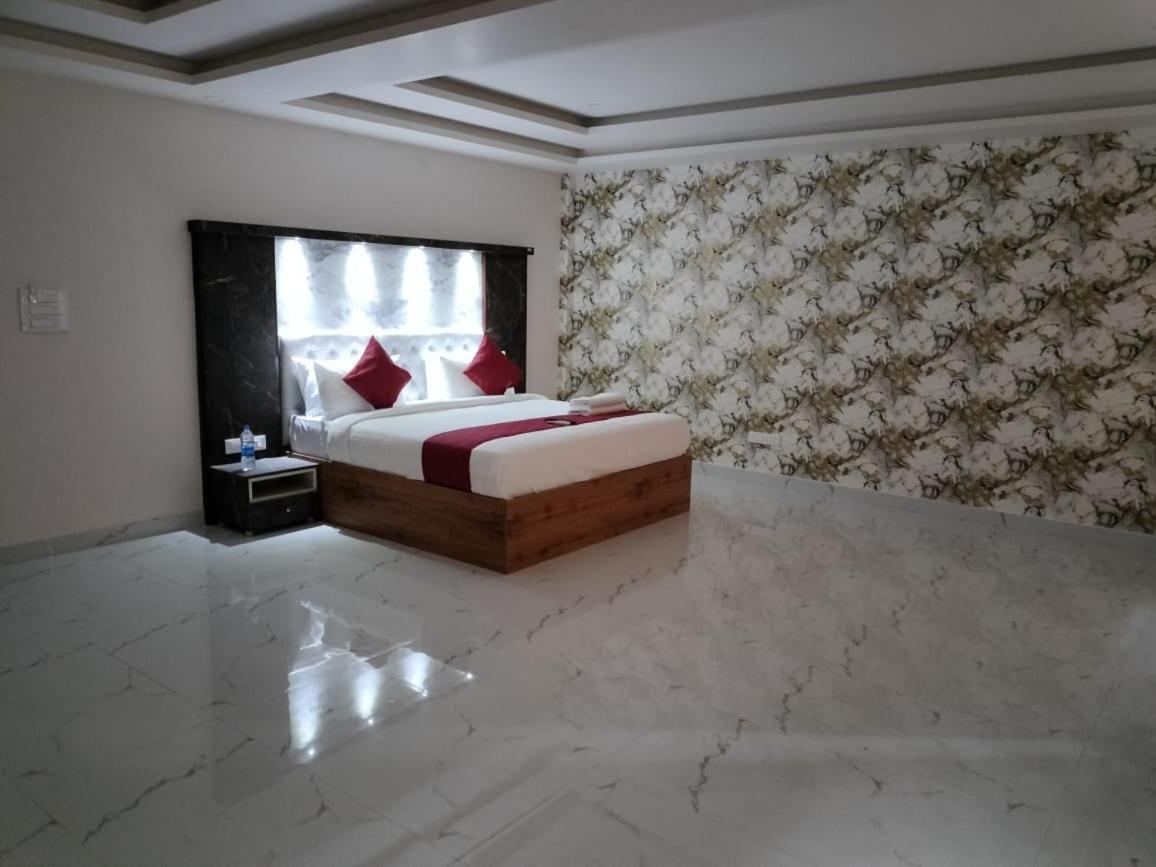Mayuri Residency Hotel Attibele Εξωτερικό φωτογραφία